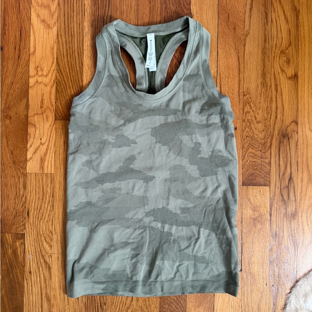 athleta camo tank